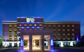 Holiday Inn Express in Laurel Md